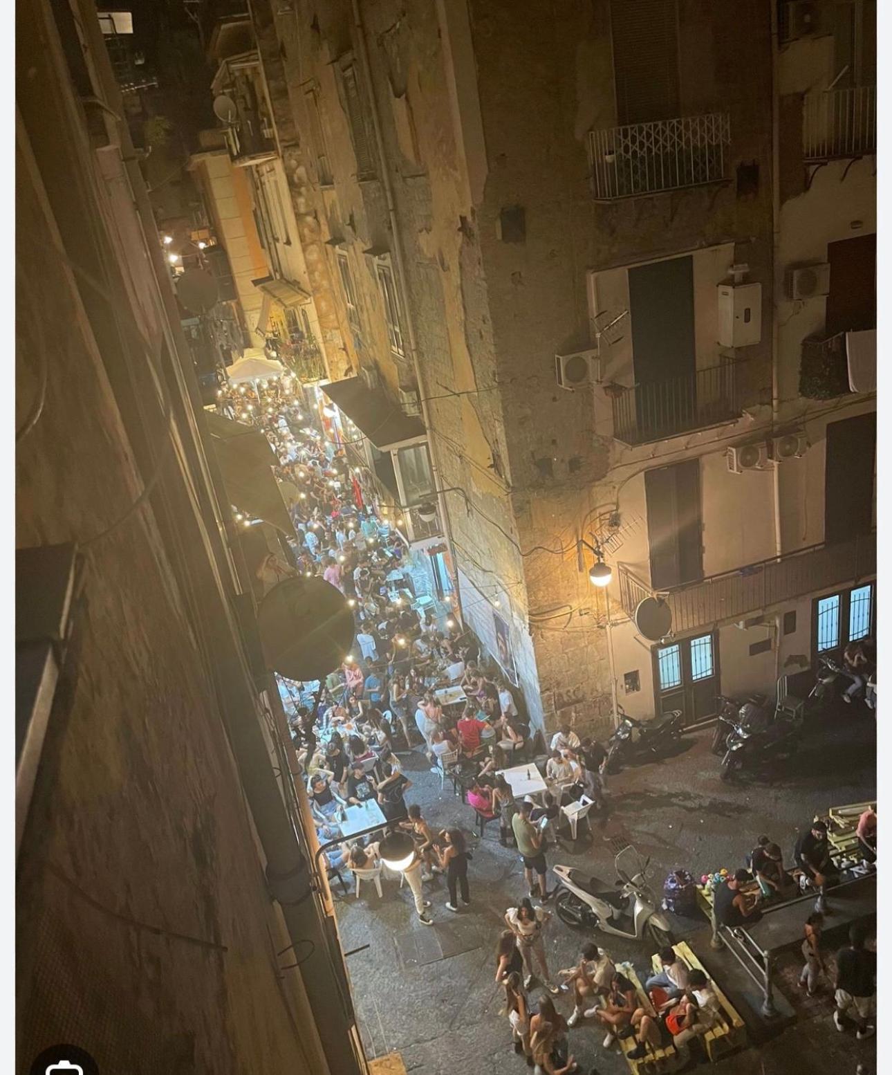 Apartmán La Casa Di Sarah Aspetta Voi Neapol Exteriér fotografie