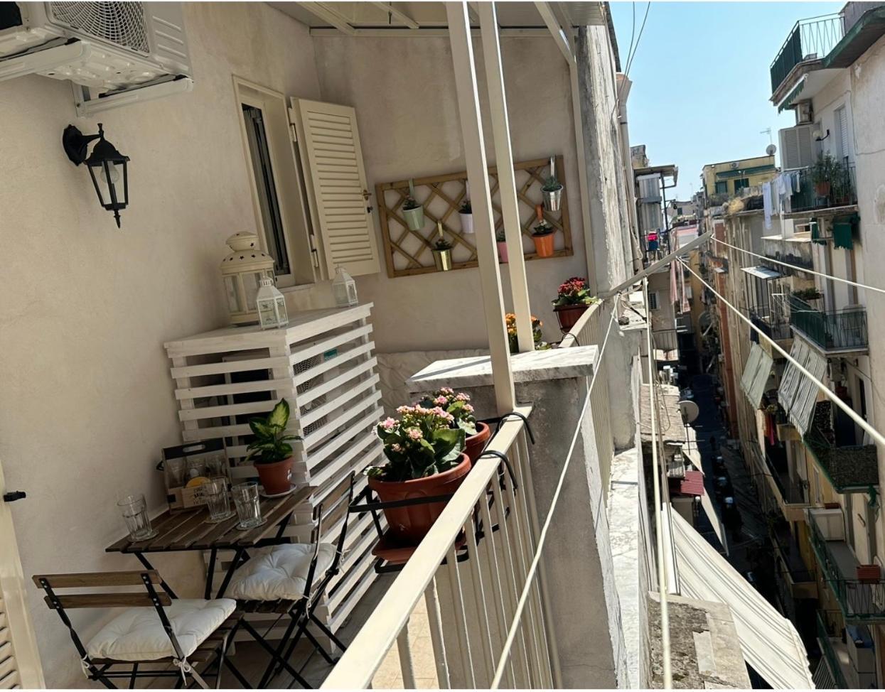 Apartmán La Casa Di Sarah Aspetta Voi Neapol Exteriér fotografie