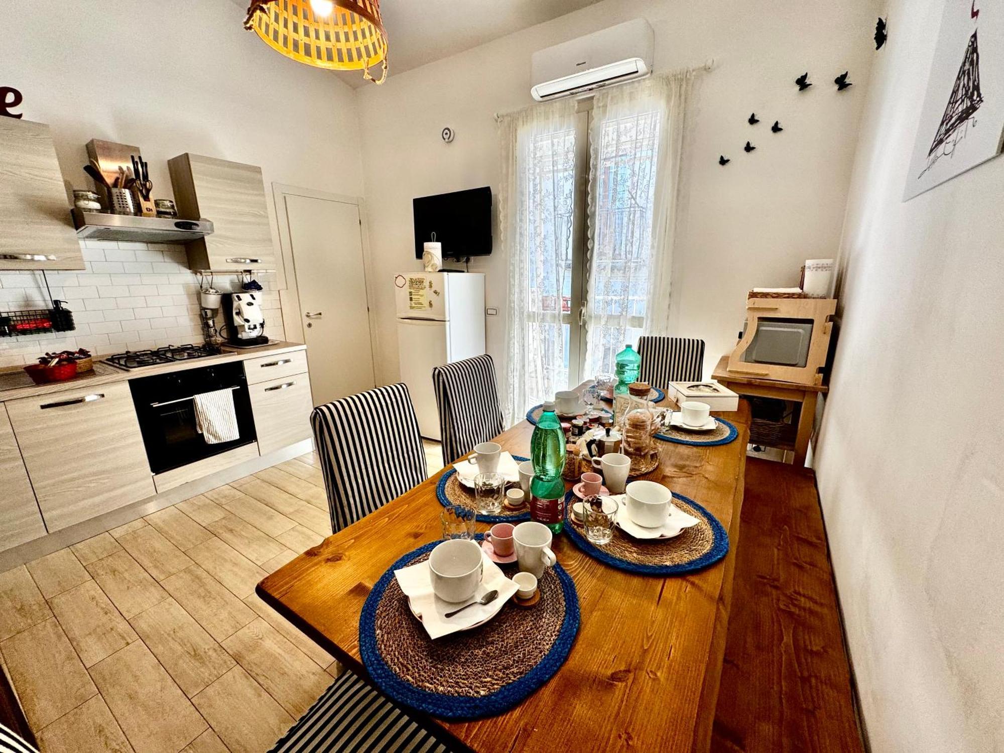 Apartmán La Casa Di Sarah Aspetta Voi Neapol Exteriér fotografie