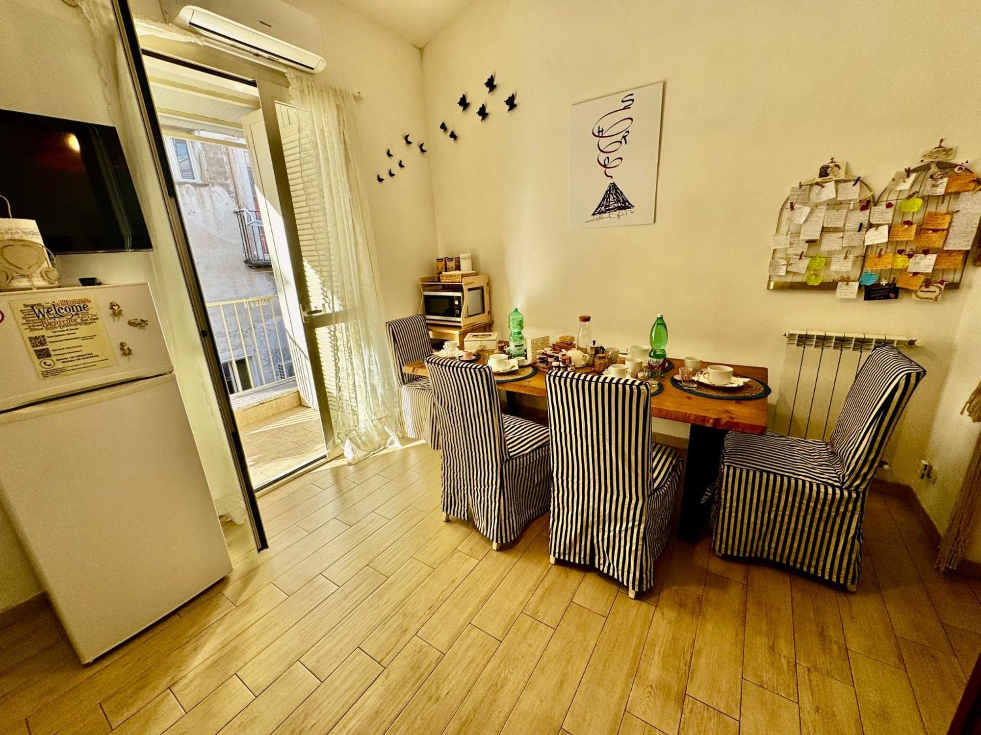 Apartmán La Casa Di Sarah Aspetta Voi Neapol Exteriér fotografie